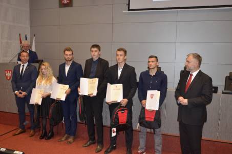 Stypendia-Sportowe-U.-Marszalkowski-2017-2